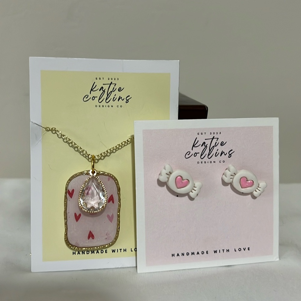 NWT Katie Collins necklace and earring set